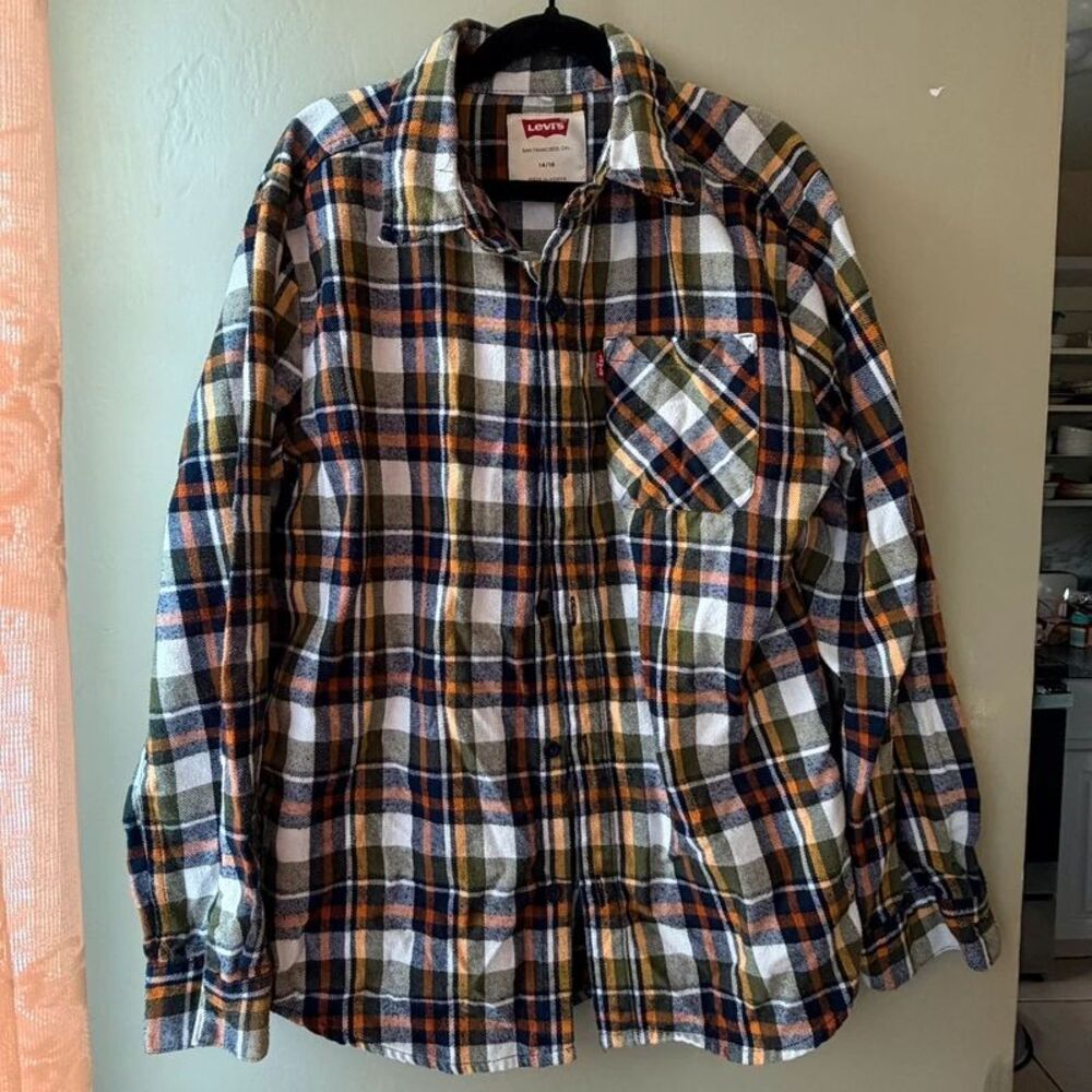 Boy’s 14/16 Levi’s Flannel Shirt